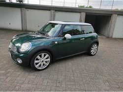 Grün Gebraucht 2009 Mini Cooper Kleinwagen | 3.200 € (Fairer Preis)