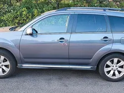 Grau Gebraucht 2011 Mitsubishi Outlander Intense SUV | 5.500 € (Guter Preis)