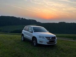 Weiß Gebraucht 2011 VW Tiguan Freestyle SUV | 10.200 € (Fairer Preis)