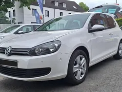 Weiß Gebraucht 2009 VW Golf VI Limousine | 2.650 € (Guter Preis)