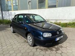 Schwarz Gebraucht 1998 VW Golf Cabriolet Cabrio | 2.500 € (Fairer Preis)