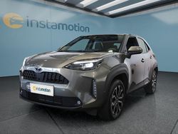 Braun Gebraucht 2021 Toyota Yaris Hybrid SUV | 24.599 € (Etwas zu teuer)