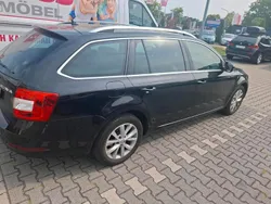 Schwarz Gebraucht 2017 Skoda Octavia Kombi | 15.999 € (Teuer)