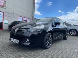 Schwarz Gebraucht 2015 Renault Clio IV Expression Limousine | 7.950 € (Fairer Preis)