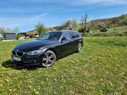 Schwarz Gebraucht 2017 BMW 330 Sport Line Kombi | 17.850 € (Fairer Preis)