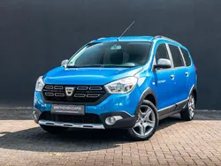Blau Gebraucht 2018 Dacia Lodgy Stepway Van / Kleinbus | 11.980 € (Fairer Preis)