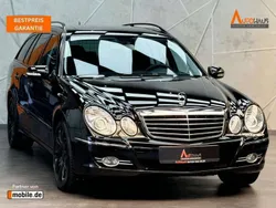 Obsidianschwarz metalliclack Gebraucht 2006 Mercedes E500 Kombi | 15.990 €