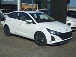Weiss Neu 2025 Hyundai i20 Trend Kleinwagen | 20.990 € (Fairer Preis)