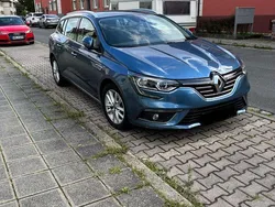 Blau Gebraucht 2016 Renault Mégane III Intens Limousine | 10.000 € (Fairer Preis)