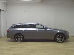Grau Gebraucht 2020 Mercedes E300 Avantgarde Kombi | 20.890 € (Guter Preis)