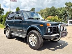 Grün Gebraucht 2016 Lada niva SUV | 6.790 € (Superpreis)