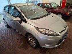 Silber Gebraucht 2010 Ford Fiesta Limousine | 4.600 € (Fairer Preis)