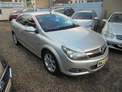 Silber Gebraucht 2007 Opel Astra Cabriolet Edition Cabrio | 2.499 € (Fairer Preis)