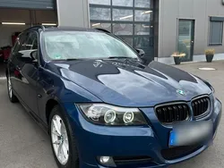 Blau Gebraucht 2010 BMW 320 Kombi | 5.800 € (Fairer Preis)