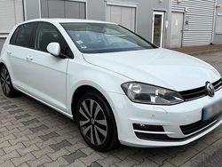 Weiß Gebraucht 2015 VW Golf VII Edition Limousine | 9.000 € (Fairer Preis)