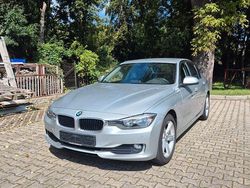 Silber Gebraucht 2015 BMW 316 Comfort Edition Limousine | 14.300 € (Fairer Preis)