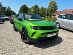 Grün Gebraucht 2024 Opel Mokka Ultimate SUV | 21.950 € (Guter Preis)