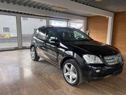 Schwarz Gebraucht 2006 Mercedes ML500 AMG SUV | 8.990 € (Guter Preis)