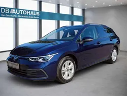 Blau Gebraucht 2024 VW Golf VIII Life Kombi | 22.390 € (Guter Preis)