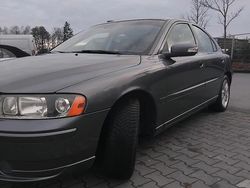 Grau Gebraucht 2006 Volvo S60 Limousine | 4.200 € (Teuer)