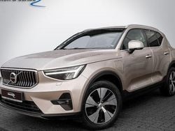 Beige Gebraucht 2022 Volvo XC40 Core SUV | 29.890 € (Guter Preis)