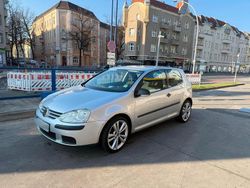 Silber Gebraucht 2007 VW Golf V Trendline Coupé | 2.350 € (Teuer)