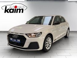 Weiß Gebraucht 2023 Audi A1 Sportback Kleinwagen | 20.990 € (Guter Preis)