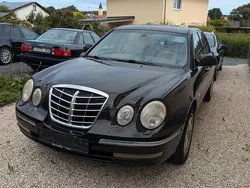 Rot Gebraucht 2004 Kia Opirus Limousine | 1.500 €