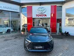 Grau Gebraucht 2024 Toyota C-HR Team SUV | 32.980 € (Guter Preis)