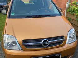 Gelb Gebraucht 2003 Opel Meriva Cosmo Van / Kleinbus | 3.500 € (Fairer Preis)