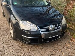 Schwarz Gebraucht 2005 VW Jetta Limousine | 1.100 € (Fairer Preis)