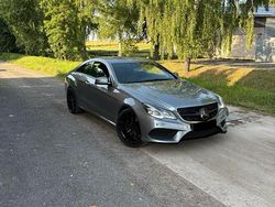 Grau Gebraucht 2015 Mercedes E400 AMG Coupé | 17.799 € (Fairer Preis)