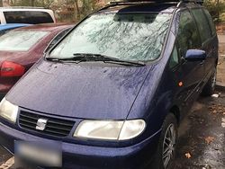 Blau Gebraucht 1999 Seat Alhambra Van / Kleinbus | 1.599 € (Etwas zu teuer)