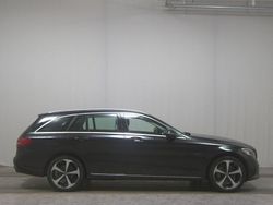 Schwarz Gebraucht 2020 Mercedes C300e Avantgarde Kombi | 18.980 € (Guter Preis)