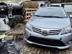 Silber Gebraucht 2012 Toyota Avensis Kombi | 3.999 €