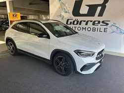 Weiß Gebraucht 2022 Mercedes GLA200 AMG line SUV | 34.900 € (Guter Preis)