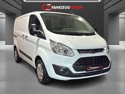 Weiß Gebraucht 2017 Ford Transit Custom Trend Van / Kleinbus | 14.900 € (Superpreis)