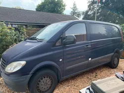 Blau Gebraucht 2008 Mercedes Vito Van / Kleinbus | 4.500 €