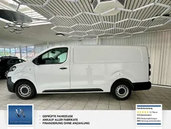 Weiß Gebraucht 2021 Opel Vivaro Edition Van | 15.790 € (Guter Preis)