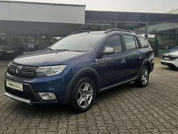Kosmosblau Gebraucht 2019 Dacia Logan MCV Stepway Kombi | 10.450 € (Etwas zu teuer)