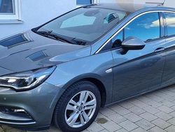 Grau Gebraucht 2017 Opel Astra Dynamic Limousine | 8.399 € (Fairer Preis)