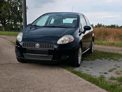 Blau Gebraucht 2009 Fiat Punto Kleinwagen | 3.200 € (Etwas zu teuer)