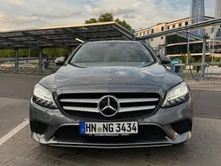 Grau Gebraucht 2019 Mercedes C200 Limousine | 16.490 € (Fairer Preis)