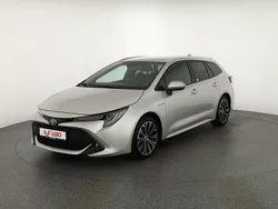 Silber Gebraucht 2021 Toyota Corolla Team Kombi | 23.950 € (Fairer Preis)