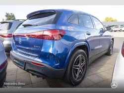Blau Gebraucht 2024 Mercedes EQA300 AMG SUV | 37.990 € (Guter Preis)