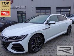 Oryxweiß perlmutteffekt Gebraucht 2022 VW Arteon R Kleinwagen | 42.480 €