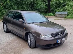 Braun Gebraucht 1998 Audi A3 Ambition Kleinwagen | 600 € (Fairer Preis)