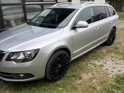 Silber Gebraucht 2014 Skoda Superb Kombi | 10.800 € (Fairer Preis)