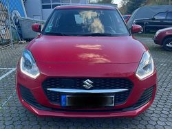 Rot Gebraucht 2021 Suzuki Swift Kleinwagen | 13.900 € (Fairer Preis)