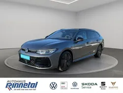 Gebraucht 2024 VW Passat R-line Kombi | 45.379 €